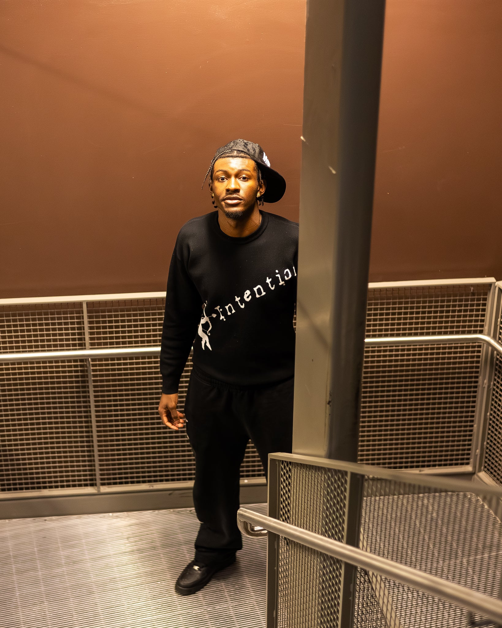 L4A Knitted Sweater - Black